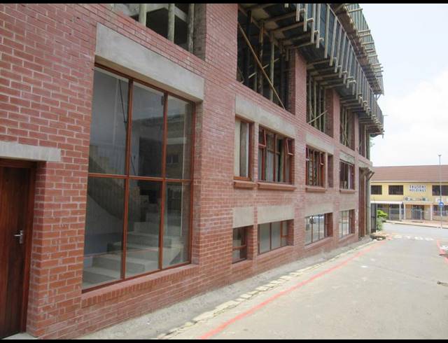 OFFICE FOR SALE IN PIETERMARITZBURG CENTRAL